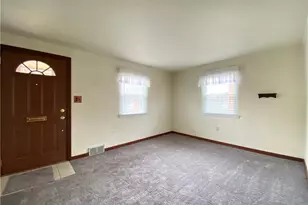 333 Elmbrook Ln, Scott Township, PA 15243 - Photo 15