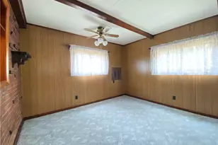 333 Elmbrook Ln, Scott Township, PA 15243 - Photo 9