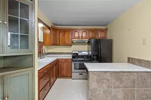 244 Bascom Ave, Pittsburgh, PA 15214 - Photo 9