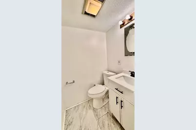 4 Howe St, Union Township, PA 15038 - Photo 21