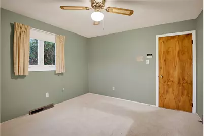 236 Locust Ave, Chartiers, PA 15342 - Photo 11