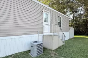 27 Manor Dr, Smith Township, PA 15019 - Photo 25