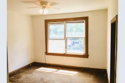 1911 Delaware Ave, Pittsburgh, PA 15218 - Photo 17