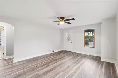 380 James St, Springdale Boro, PA 15144 - Photo 9