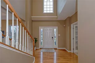 201 Cobblestone Dr, Ohio Township, PA 15237 - Photo 3