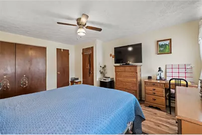 11 McKinley Square, Coraopolis, PA 15108 - Photo 17