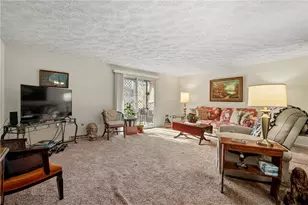 11 McKinley Square, Coraopolis, PA 15108 - Photo 5