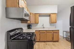 290 Glenwood Dr, Ambridge, PA 15003 - Photo 9