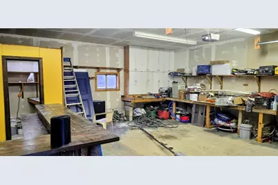 916 Indiana Avenue Ext, Avonmore, PA 15618 - Photo 25