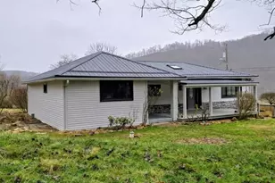 916 Indiana Ave Ext, Avonmore, PA 15618 - Photo 27