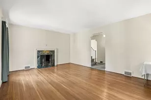 81 Longuevue Dr, Pittsburgh, PA 15228 - Photo 9