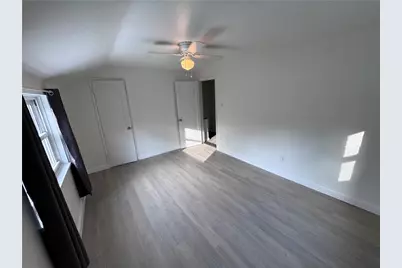 530 Maytide St, Pittsburgh, PA 15227 - Photo 9