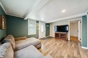 152 College Ave, Pittsburgh, PA 15239 - Photo 3