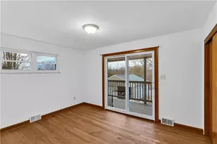 138 Sunset Ln, Center Township, PA 15001 - Photo 11