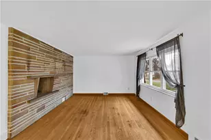 138 Sunset Ln, Center Township, PA 15001 - Photo 3