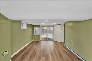 138 Sunset Ln, Center Township, PA 15001 - Photo 19