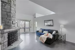 2814 Leona Ln, Robinson Twp, PA 15108 - Photo 5