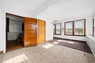 910 E Maiden St, Washington, PA 15301 - Photo 5