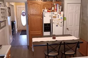 518 Walnut Ave, Scottdale, PA 15683 - Photo 11