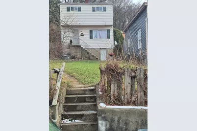 807 Lamont St, Stowe Township, PA 15136 - Photo 1