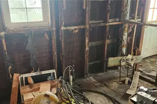 423 3rd St, Luzerne Township, PA 15413 - Photo 7