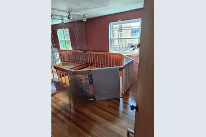 705 Broadway Ave, Stowe Township, PA 15136 - Photo 7