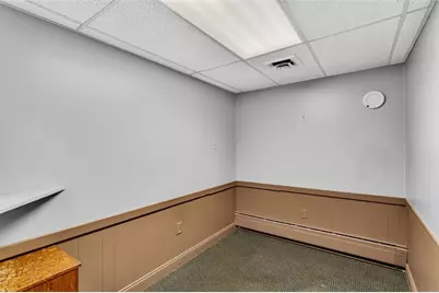 5600 Brownsville Rd, Pittsburgh, PA 15236 - Photo 17