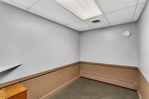 5600 Brownsville Rd, Pittsburgh, PA 15236 - Photo 17