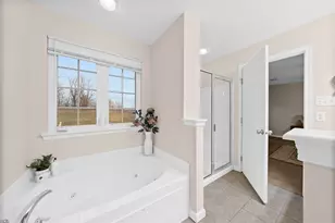 246 Maple Ridge Dr, Canonsburg, PA 15317 - Photo 31