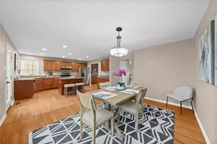 246 Maple Ridge Dr, Canonsburg, PA 15317 - Photo 13