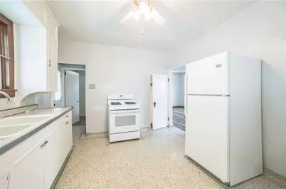 504 1st St, Charleroi Boro, PA 15022 - Photo 9