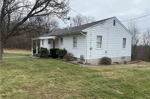 2700 21st Ave, White Township, PA 15010 - Photo 11