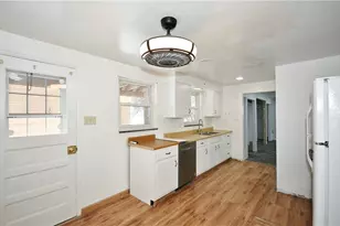 3238 Overlook Dr, Liberty Boro, PA 15133 - Photo 7