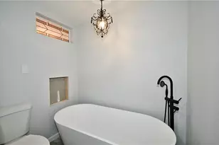 3238 Overlook Dr, Liberty Boro, PA 15133 - Photo 17