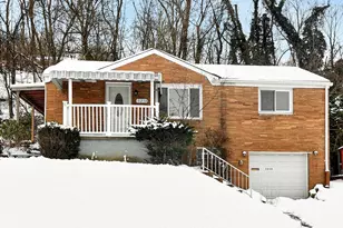 3238 Overlook Dr, Liberty Boro, PA 15133 - Photo 1