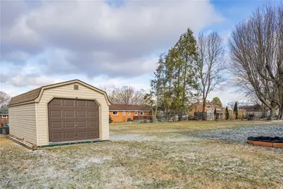 221 Roxbury Dr, Hempfield Township, PA 15601 - Photo 35