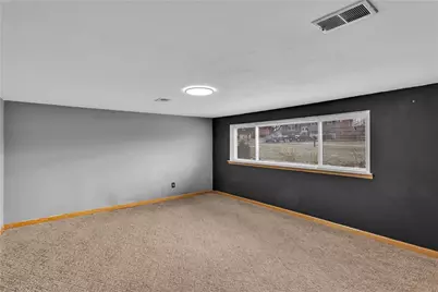 221 Roxbury Dr, Hempfield Township, PA 15601 - Photo 25