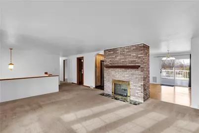 221 Roxbury Dr, Hempfield Township, PA 15601 - Photo 5