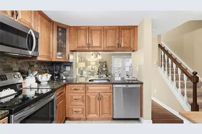 905 Timberidge Dr, Bethel Park, PA 15102 - Photo 11