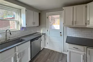 1401 Bellaire Pl, Pittsburgh, PA 15226 - Photo 9