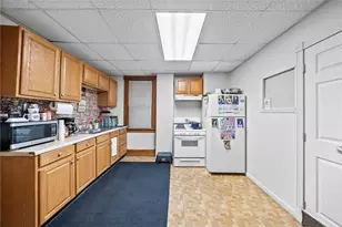 2208 Duss Ave, Ambridge, PA 15003 - Photo 9