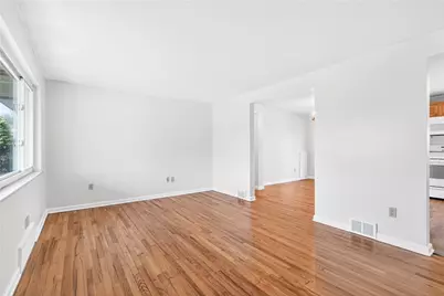 451 Dennison Dr, West Mifflin, PA 15122 - Photo 3