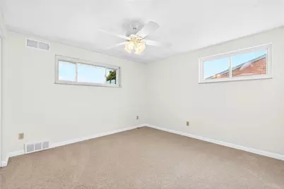 451 Dennison Dr, West Mifflin, PA 15122 - Photo 15