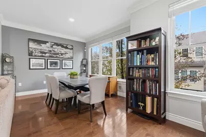 154 Sweetbriar Village Trl, Pittsburgh, PA 15211 - Photo 11