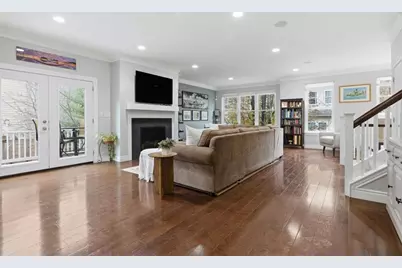 154 Sweetbriar Village Trl, Pittsburgh, PA 15211 - Photo 9