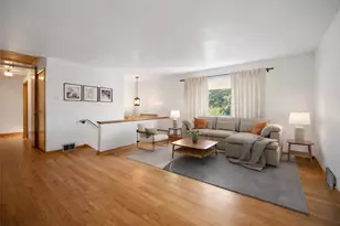 218 Lincoln, Ross Twp, PA 15237 - Photo 3