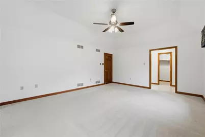 2478 Matterhorn Dr, Pittsburgh, PA 15090 - Photo 29