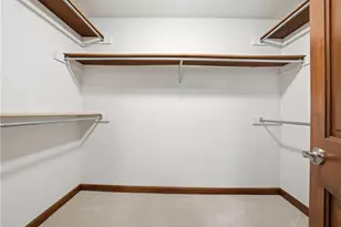 2478 Matterhorn Dr, Pittsburgh, PA 15090 - Photo 35