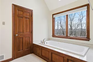 2478 Matterhorn Dr, Pittsburgh, PA 15090 - Photo 31