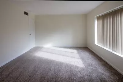 1434 Forest Green Dr, Moon/Crescent Twp, PA 15108 - Photo 9